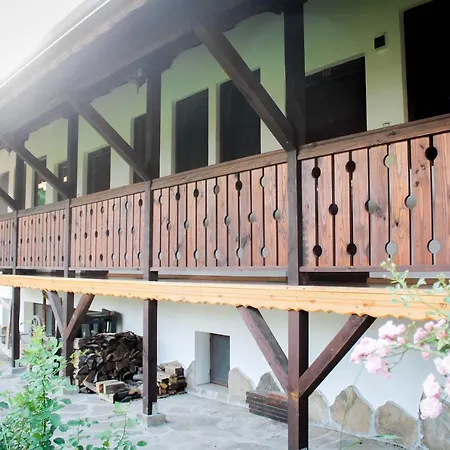 Къща за гости крушунско ханче 3*